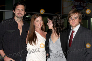 Kristoffer Polaha And Julianne Morris
