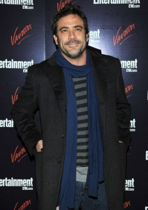 Jeffrey-Dean-Morgan-jeffrey-dean-morgan-12644133-351-500.jpg