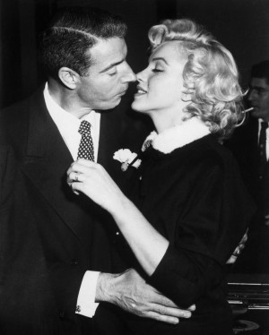 Marilyn Monroe and Joe DiMaggio Wedding