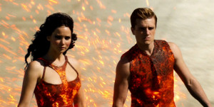 The Hunger Games: Catching Fire’ Review Roundup: Jennifer Lawrence ...