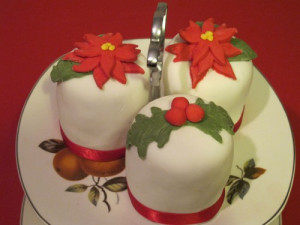 mini christmas cakes mini christmas cakes mini christmas cakes mini ...