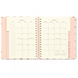 love the clean-lines of the month at a glance pages!