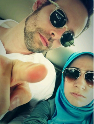 Ransom Riggs and Tahereh Mafi OTP.