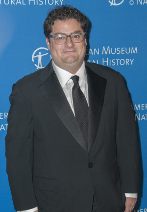 Bobby Moynihan Pictures