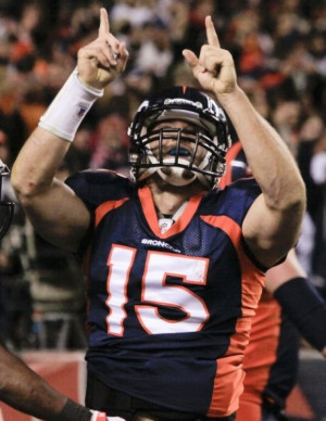 GALLAGHER: Tim Tebow fan at Kingsley-Pierson makes a date for prom