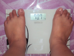 weighs 70.5 kg last Tuesday. That's mean I has gained 0.2kg in a ...