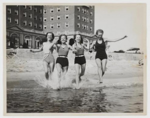 Women at Virginia Beach (VHS accession number: 2000.136.203)