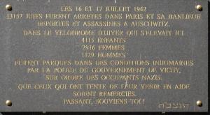 The plaque located at the Vel d'Hiv.