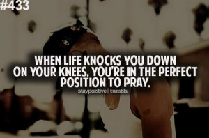 motivational_quote_when_life_knocks_you_down_on_your_knees.jpg