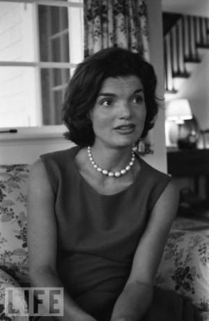 Rare photos of Jackie O as anniversary of the day she became a Kennedy ...