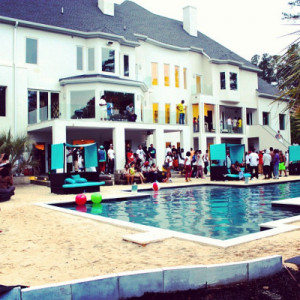 Backyard pool party #summer by anderlihmi
