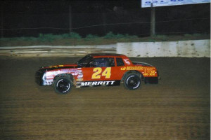 Dirt Track Racing Image