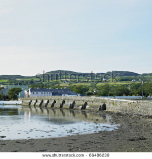 Follow @urbnlatinoradio