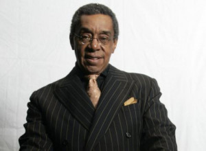Soul Train' host Don Cornelius introduced television audiences to ...