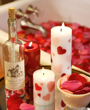 New latest Valentines day Candle Gifts 2013