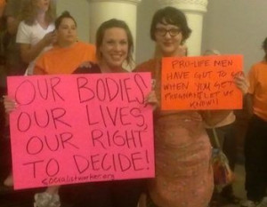 Senator Wendy Davis Filibusters #SB5 Anti-Abortion Bill in Texas (LIVE ...