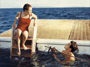 On the heels of some extremely French Riviera-inspired fashions this ...