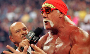 بالتأكيد مشاهدة المصارعة الحرة WWE ...