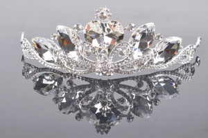 tiaras crowns wholesale pageant heart shape queen hair accessories