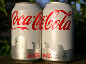 people-are-so-outraged-at-coca-colas-holiday-cans-that-its-abandoning ...