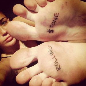 Miley Cyrus apparently has 'Rolling Stone' tattooed on her feet (Miley ...