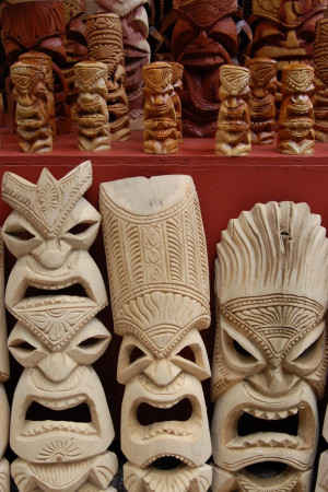 Hawaiian Tiki Mask: Spaces, Clay Masks, Tikihawaii, Photo Study, Tiki ...