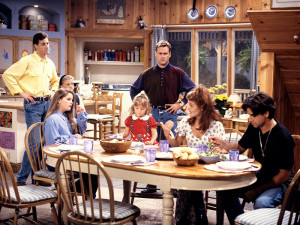 Back at the Family-Friendly Sitcoms That Defined '90s TV| Full House ...