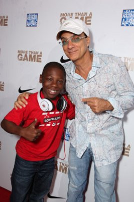 MV5BMTI3Nzk5NTMyN15BMl5BanBnXkFtZTcwNjQzMDc4Mg@@._V1_SY400_SX267_AL ...