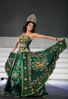 Presentación De Los Trajes Típicos Nuestra Belleza México 2010