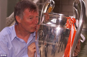 Sealed with a kiss: Sir Alex Ferguson toasts Manchester United's 1999 ...