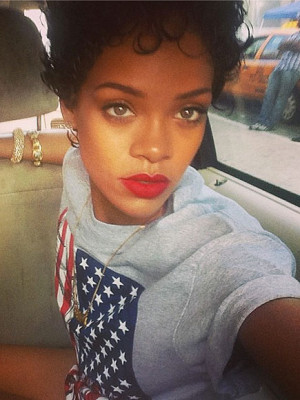 Rihanna Instagram: See Birthday Girl @Badgalriri's 26 Best Instagram ...