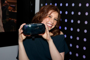 photo vanessa bayer saturday night live s vanessa bayer stops by the