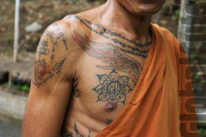 cool-buddhist-tattoos-13930795278kgn4.jpg