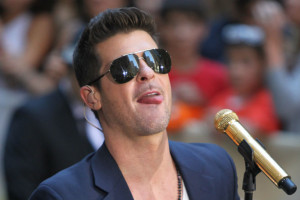 Robin Thicke claims there was no sexual chemistry with Miley Cyrus
