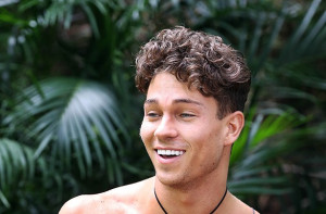 Joey Essex shows off his counting skills