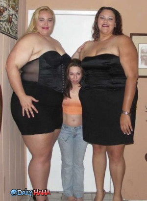 ... .gotsmile.net/images/2010/10/07/monster_tall_women.jpg_1286407363.jpg