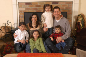 Here is Sean Duffy with wife Rachel and 4 of his 6 children. Lovely ...