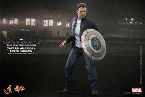 ... America Stealth STRIKE Suit and Steve Rogers Movie Masterpiece Series