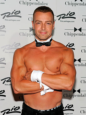Joey Lawrence Performs With Chippendales