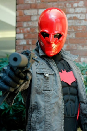 Red Hood DC Comics; Costume & Cosplay Awesome Cosplay, Comics Cosplay ...