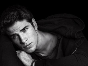 Miley Cyrus vs Kelly Slater for Liam Hemsworth's Affection