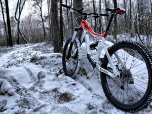 sport-obrazy drewno, tapety, śnieg rowerów górskich, śledzi tło ...