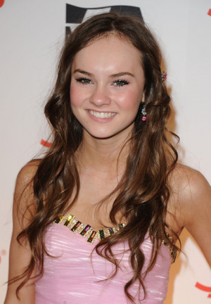 Madeline Carroll Pictures