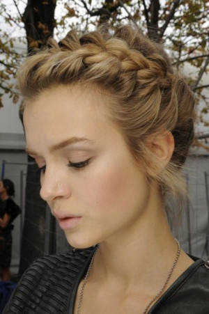 Another braided hair pic. I can't get enough of these fabulous braids ...