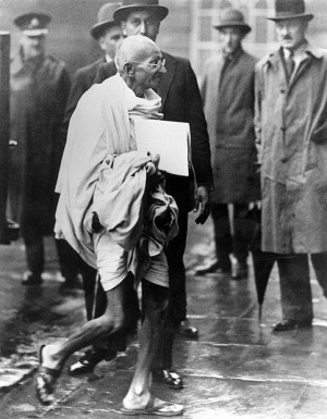 ... finden folgende Bilder zu Denken mit Mahatma Gandhi von Mahatma Gandhi