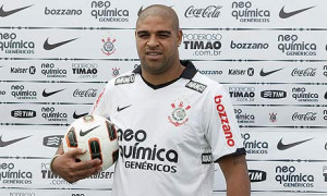 Brazilian-soccer-player-A-008.jpg