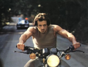 Rambo: First Blood - John Rambo escapes from police on motorcycle