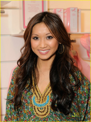 72911d1314683756-brenda-song-brenda-song-pink-croc-cute-pics.jpg