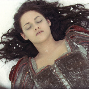 Kristen-Stewart-Quotes-Snow-White-Huntsman-Set.jpg