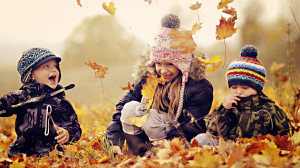 Download 1600x900 Children Happy Autumn Wallpaper